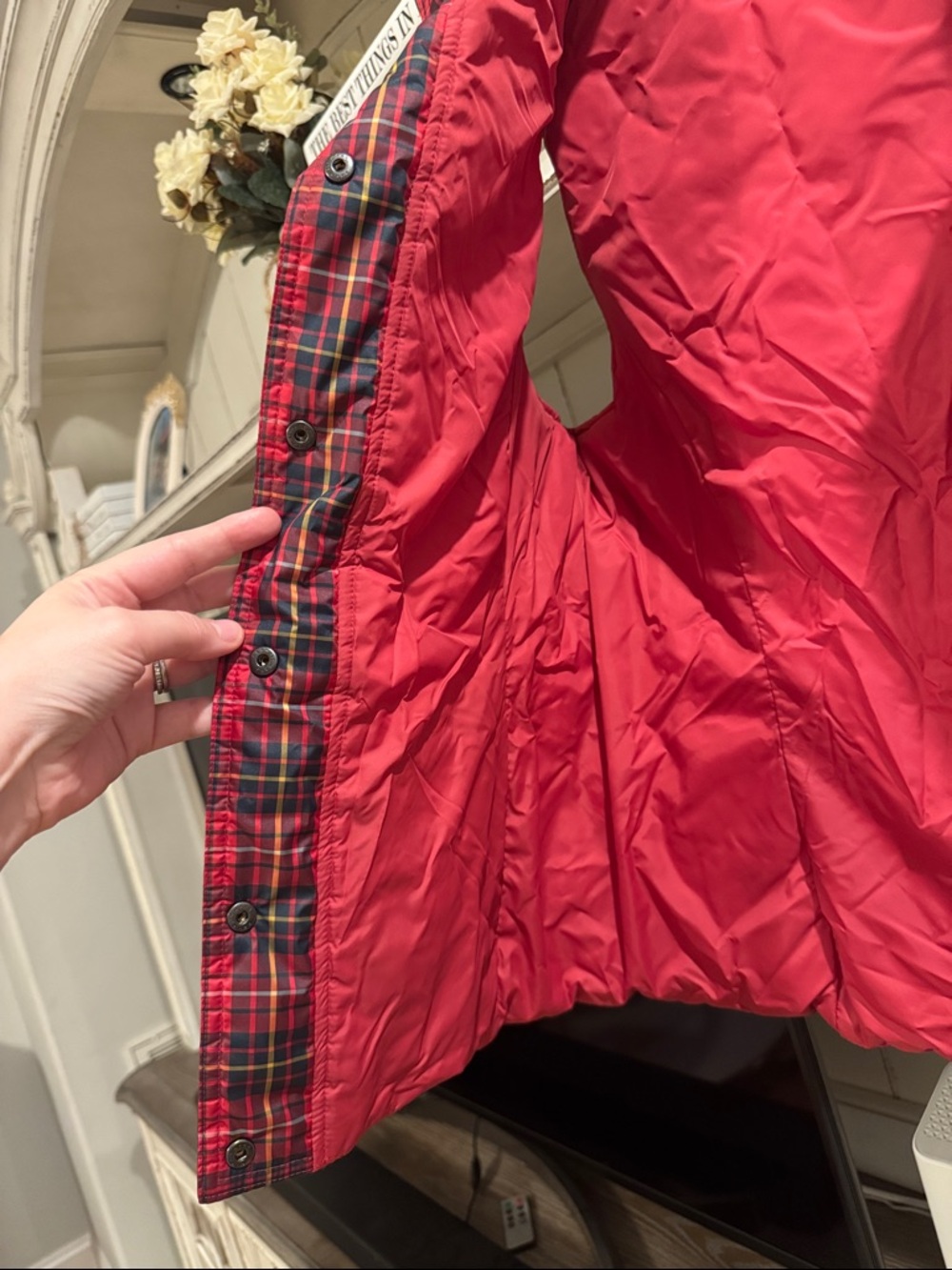 Lands’ End Plaid Puffer Vest - Picture 7 of 7
